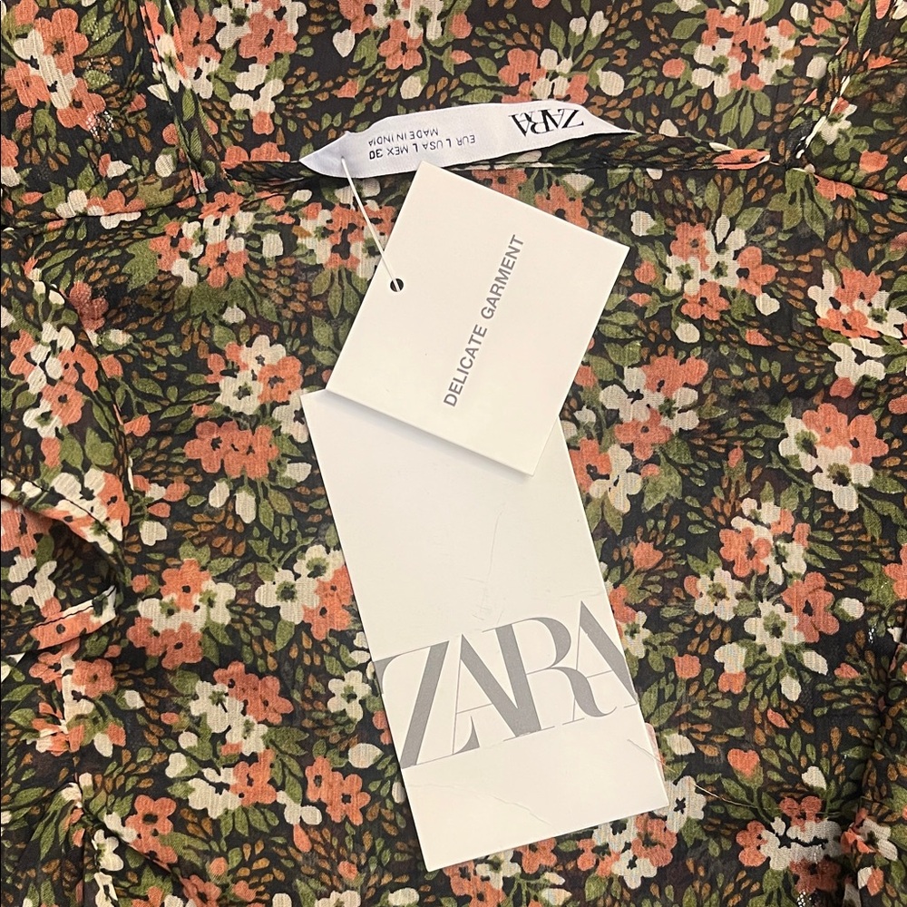 Zara Floral Ruffle Blouse in Green and Orange - Picture 3 of 6